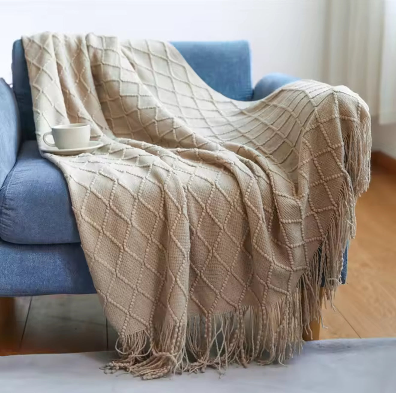 Luxury Vintage Knitted Throw Blanket with Tassel