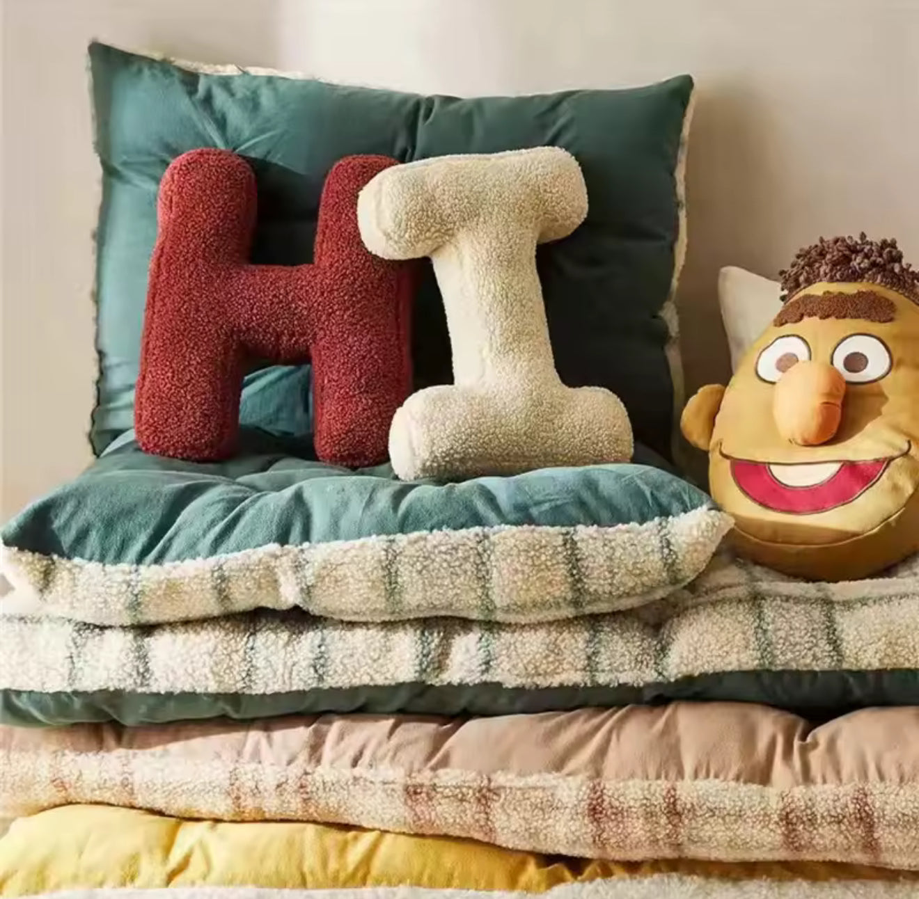 Nordic English Letter Cushion