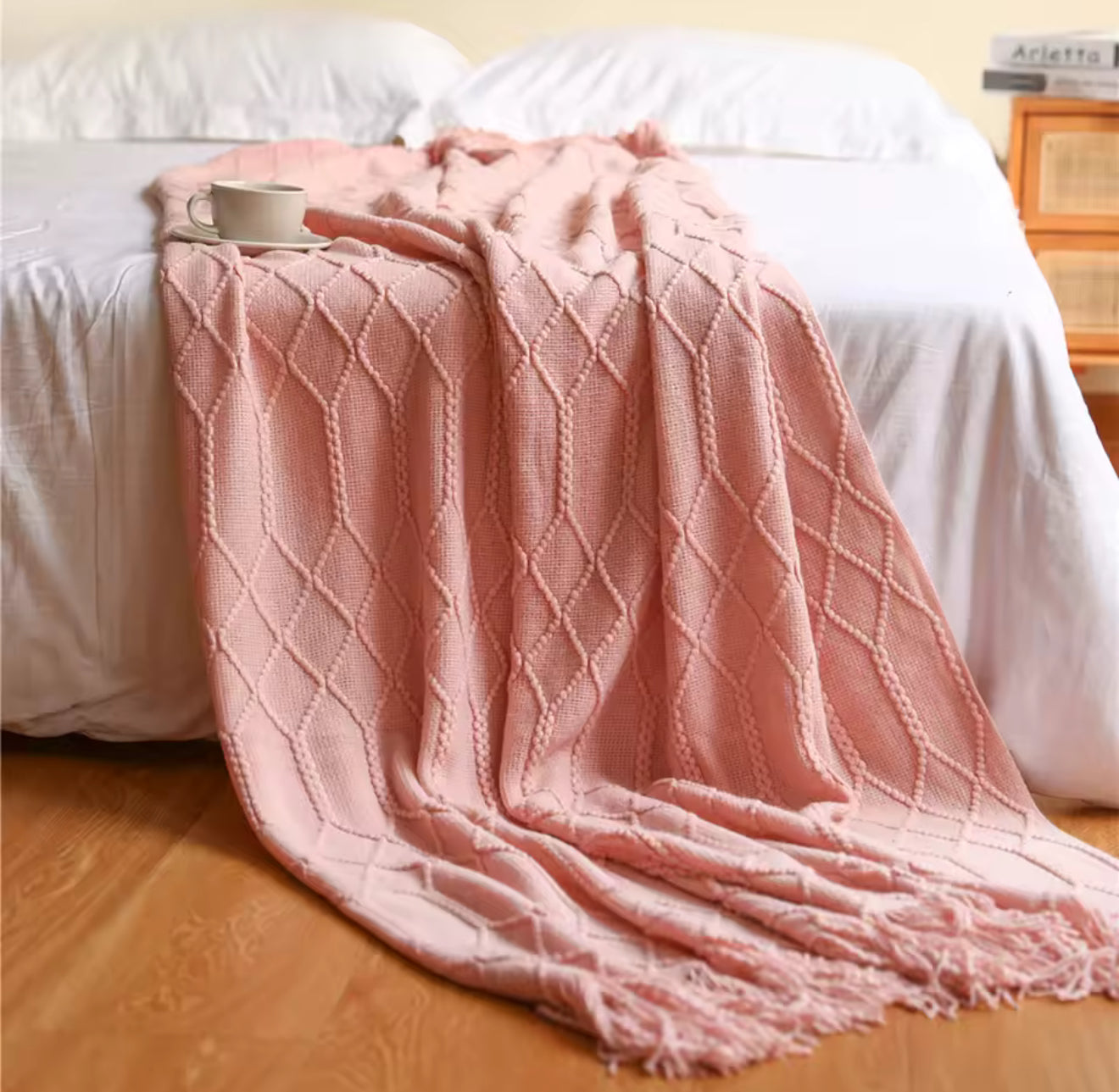 Luxury Vintage Knitted Throw Blanket with Tassel