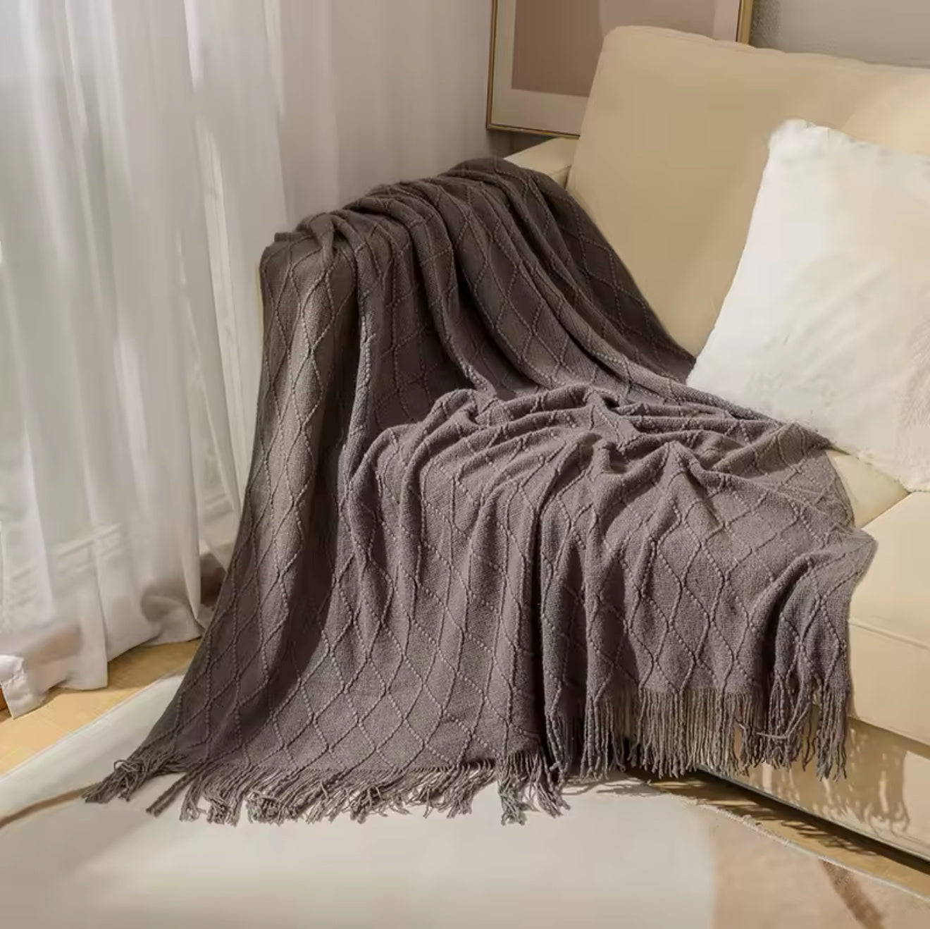 Luxury Vintage Knitted Throw Blanket with Tassel