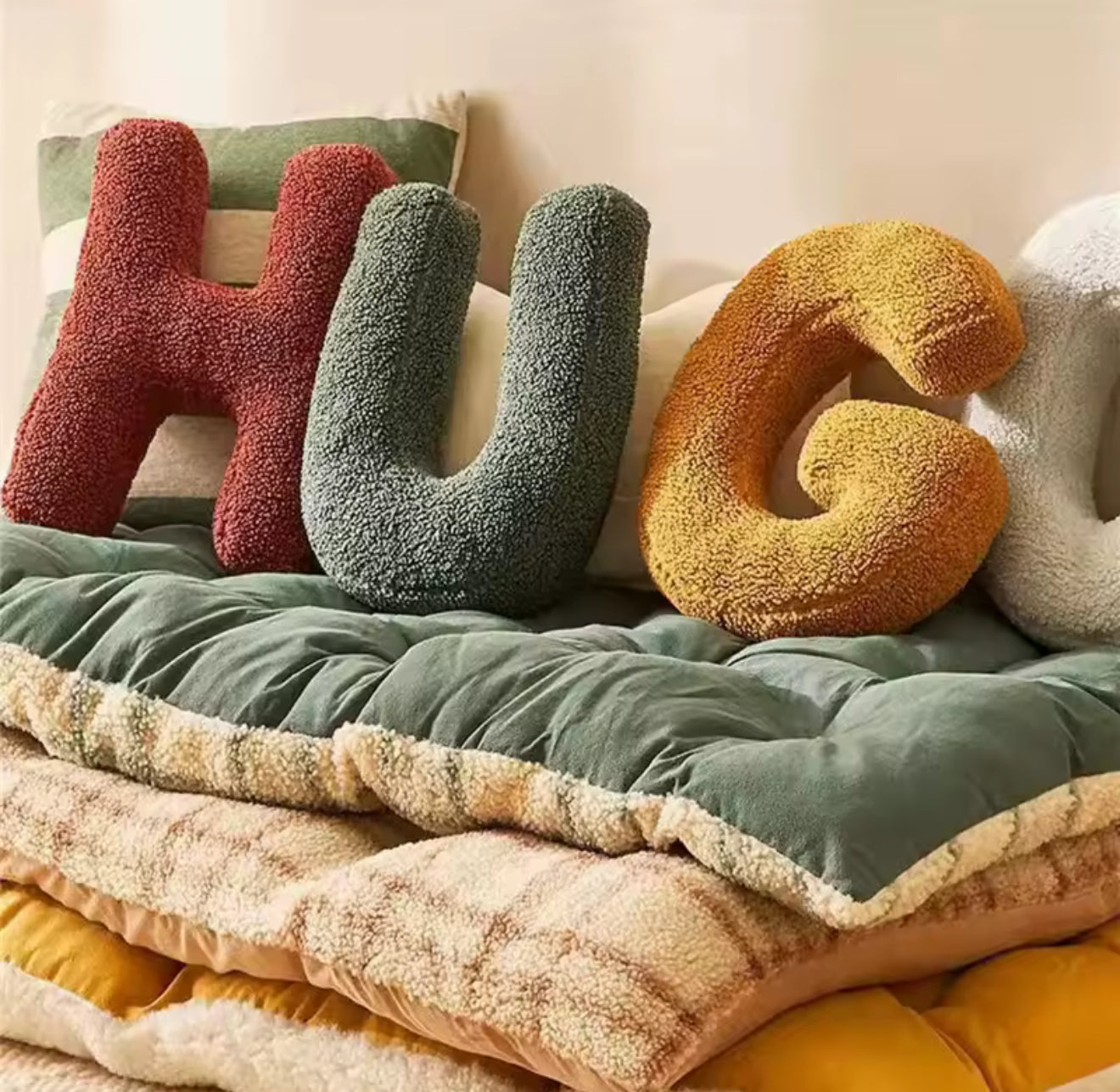 Nordic English Letter Cushion