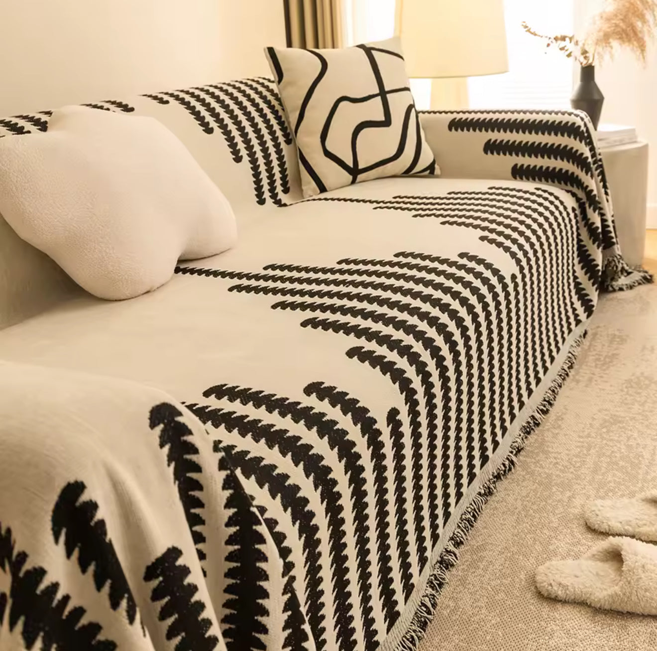 Nordic Chenille Sofa Throw Blanket with Tassels