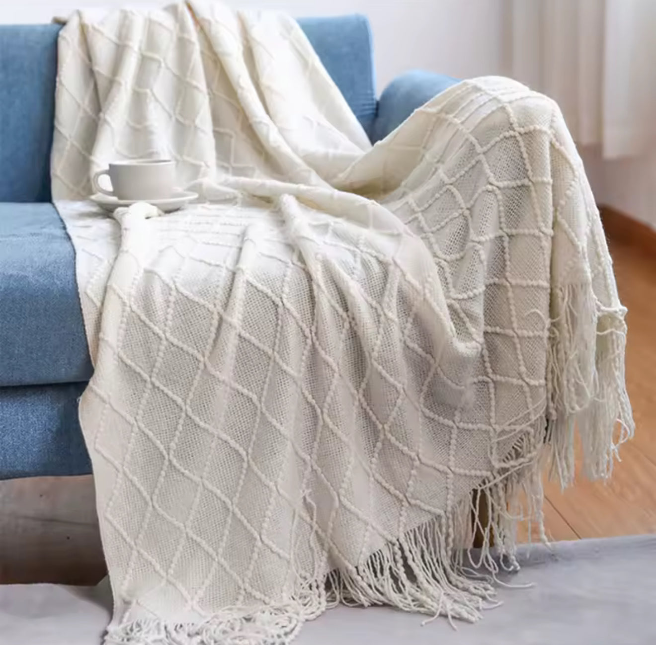 Luxury Vintage Knitted Throw Blanket with Tassel