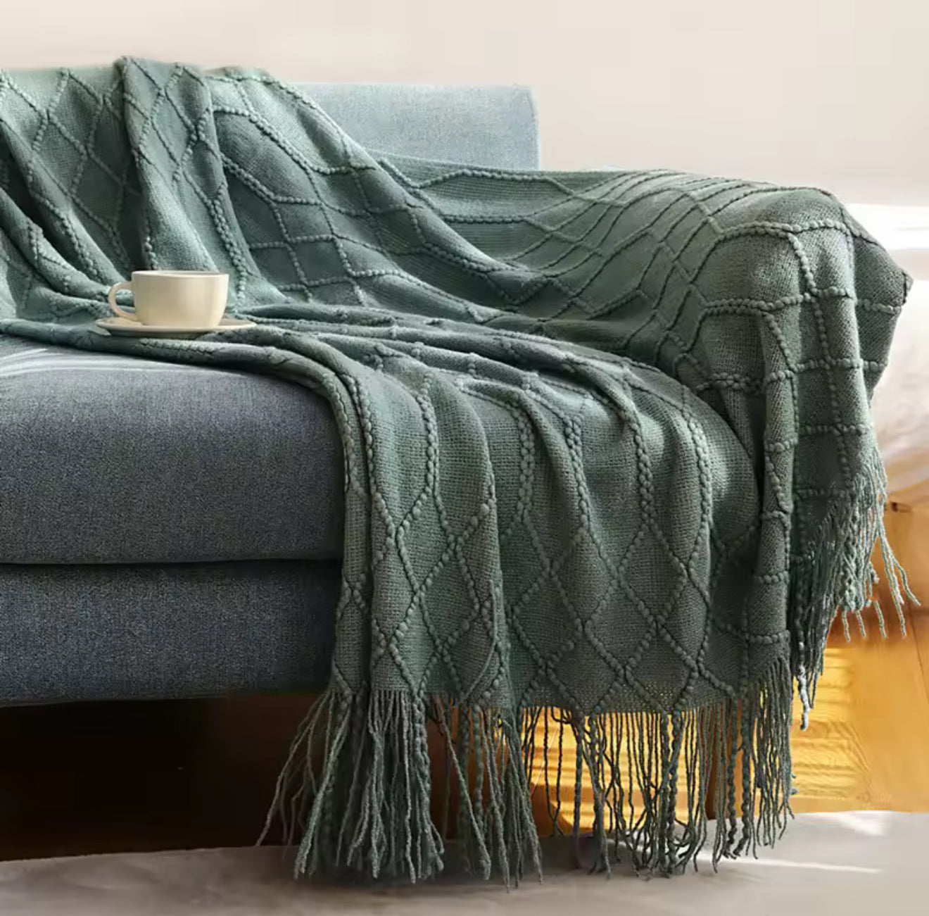 Luxury Vintage Knitted Throw Blanket with Tassel