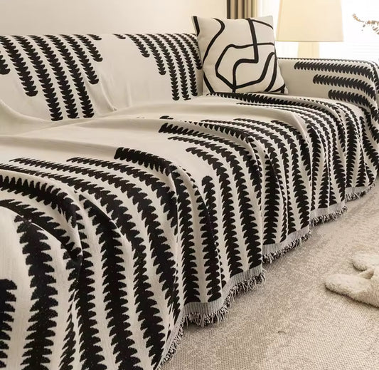 Nordic Chenille Sofa Throw Blanket with Tassels